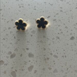 Elegant Gold and Black Flower Earrings